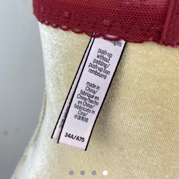 Victoria secret bras - Picture 4 of 4